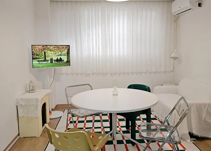 Appartement Large 2br Near Hongdae, Mangwon Market & River, 6 Guests Seoel