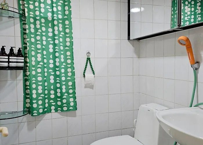 Large 2br Near Hongdae, Mangwon Market & River, 6 Guests